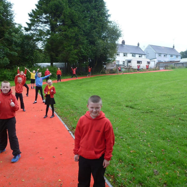 Llwybr Ysgol Gynradd Talgarreg