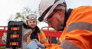 Angen i’r gymuned gyd-weithio er mwyn trawsnewid dyfodol technoleg Aberteifi, Llandysul, a Maesycrugiau